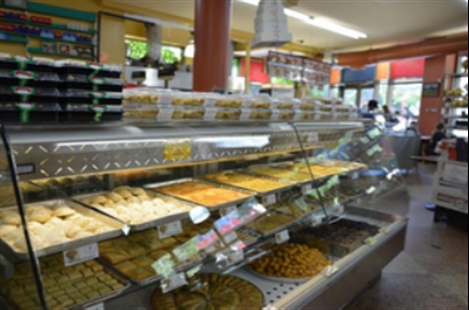 Akhavan Supermarket (West Island)