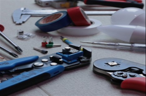 Licensed electrician (Ashkan)