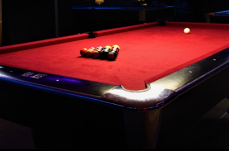 Heeger Billiard Club