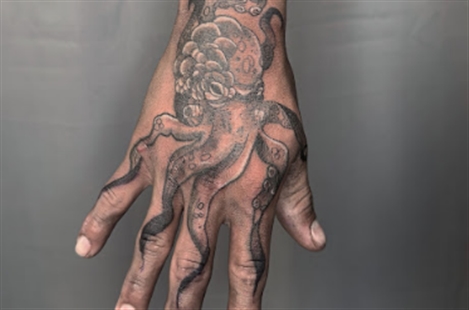 One Way Tattoo Shop