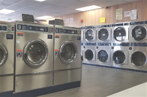 Golden Wash Laundromat