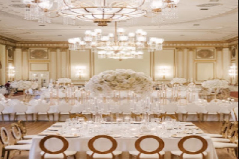 Le Marais Decor