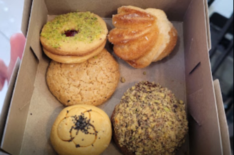 Golestan Bakery