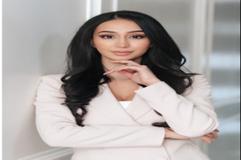 Mrs. Tina Heidari